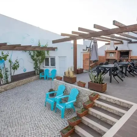 Spacious House In Atalaia With Shared Pool בית נופש *