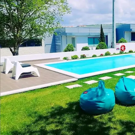 Spacious House In Atalaia With Shared Pool Casa de Férias