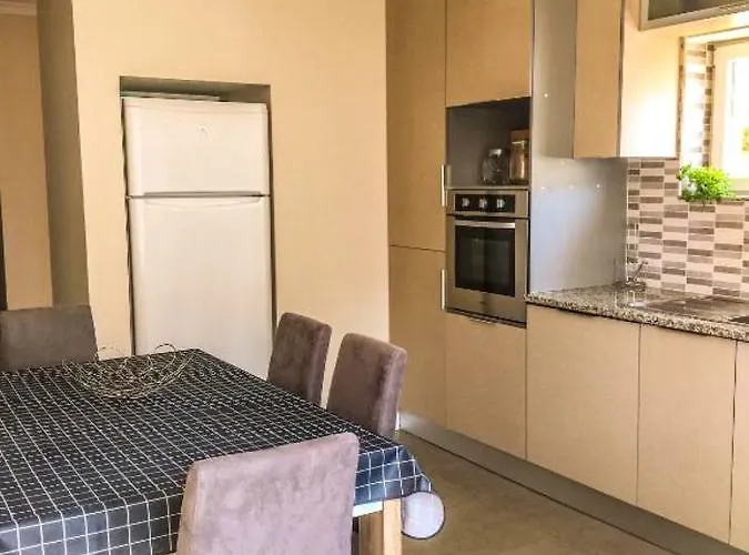 Holiday home Spacious House In Atalaia With Shared Pool