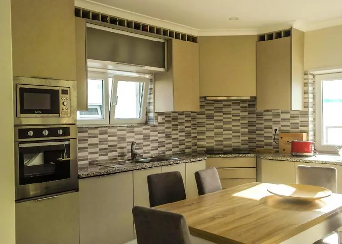 Spacious House In Atalaia With Shared Pool Holiday home *