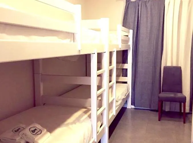 Spacious House In Atalaia With Shared Pool Holiday home *