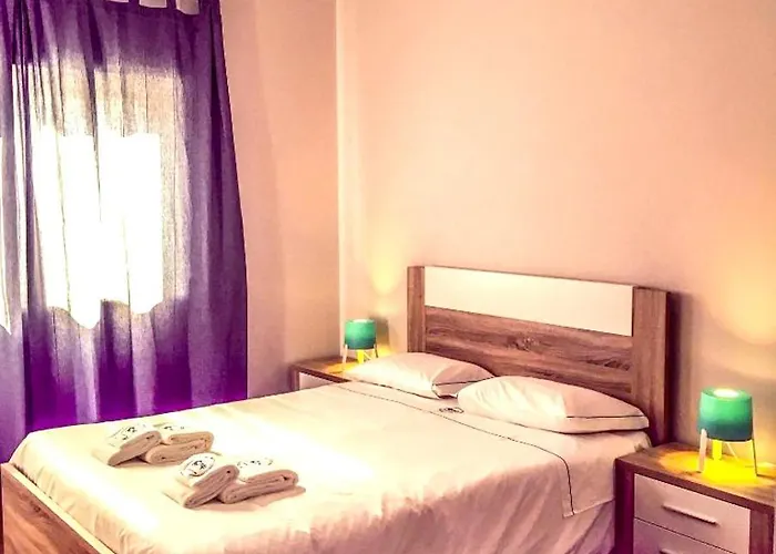 Spacious House In Atalaia With Shared Pool Holiday home