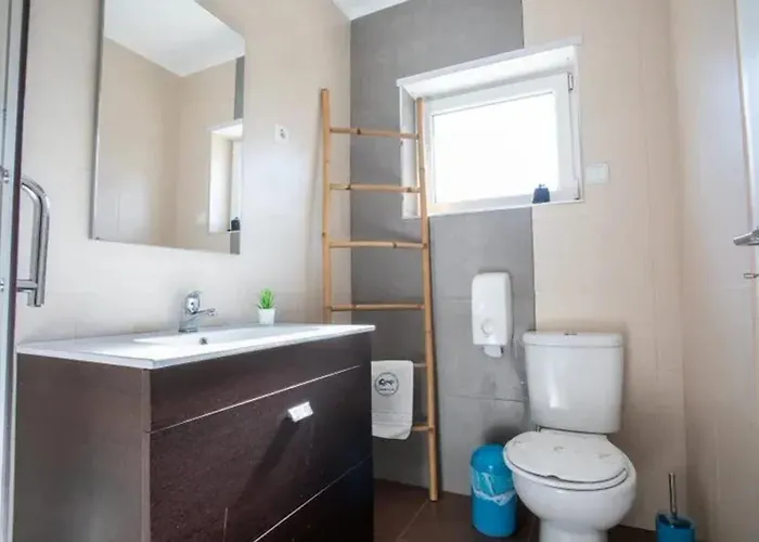 Spacious House In Atalaia With Shared Pool Holiday home