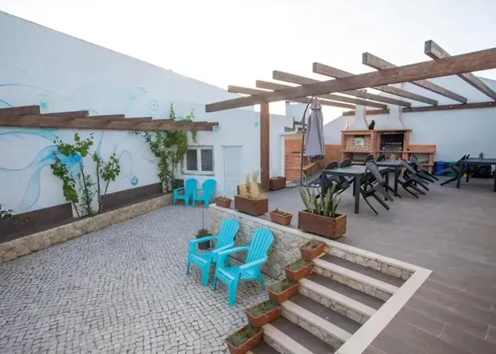 Spacious House In Atalaia With Shared Pool Holiday home *